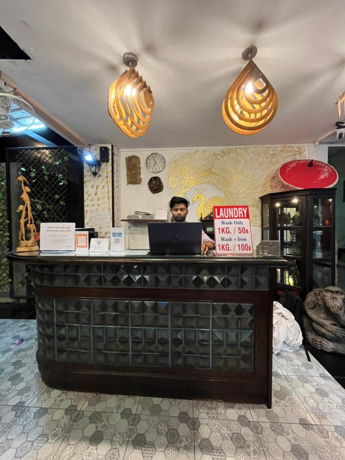 Blueskyhouse Patong酒店 外观 照片