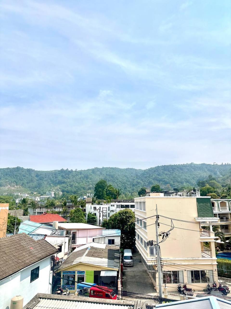 Blueskyhouse Patong酒店 外观 照片