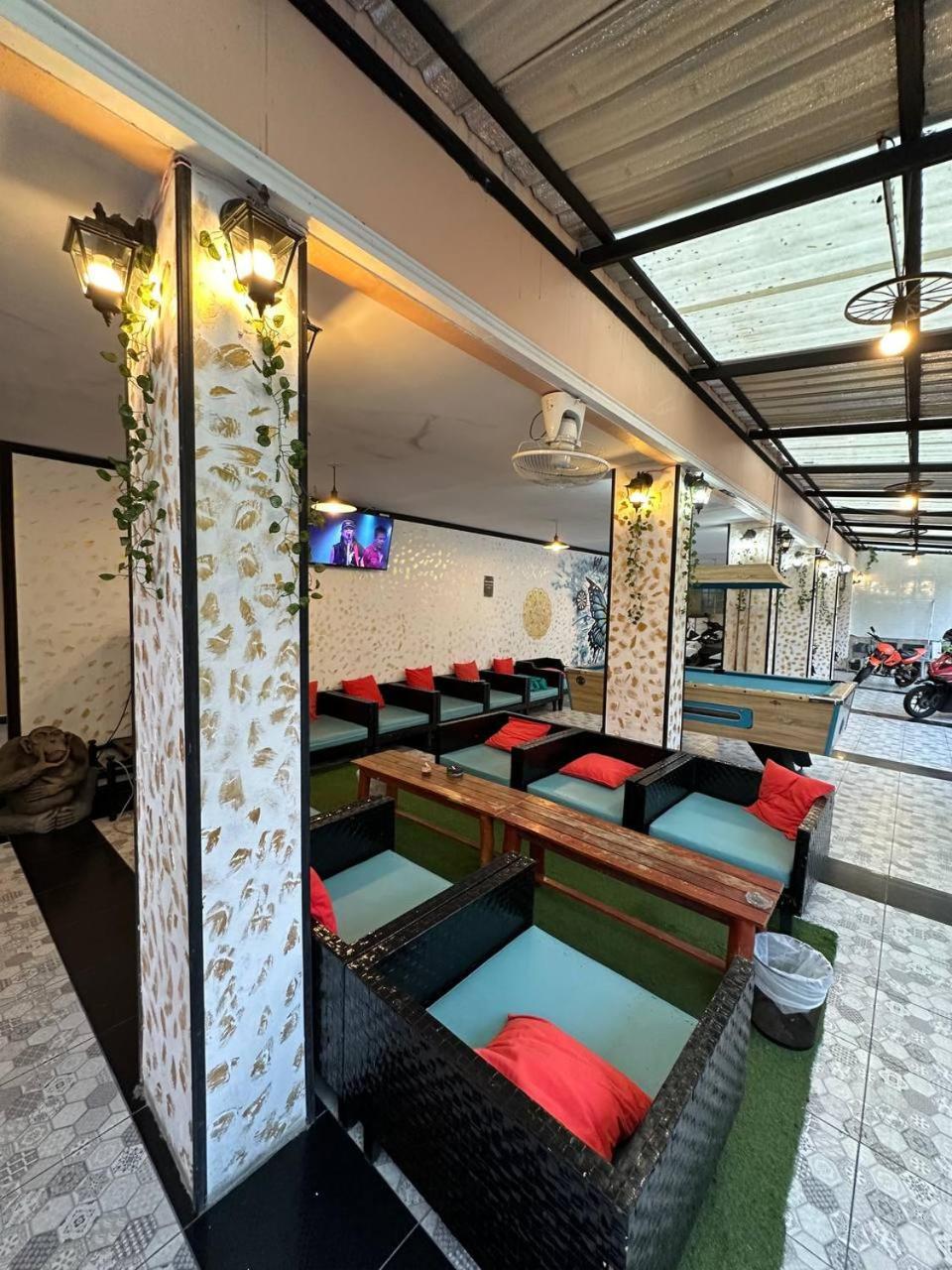 Blueskyhouse Patong酒店 外观 照片