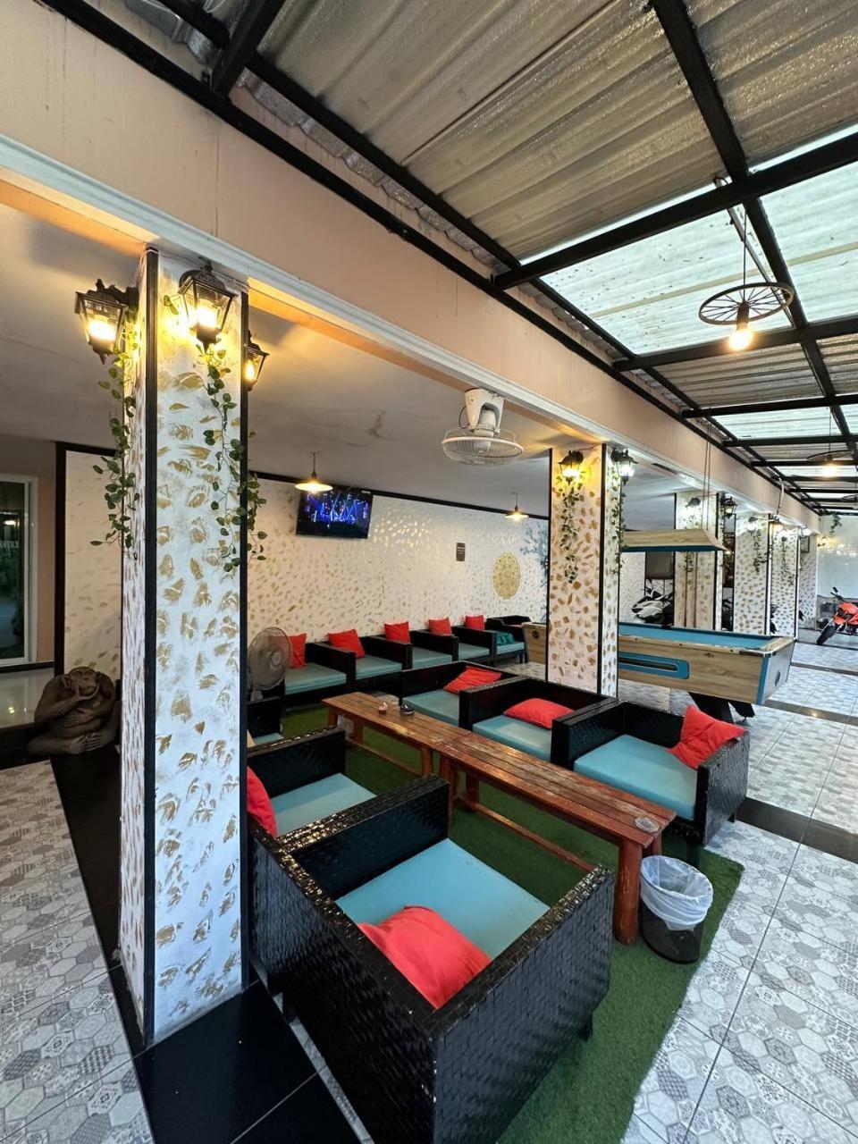Blueskyhouse Patong酒店 外观 照片
