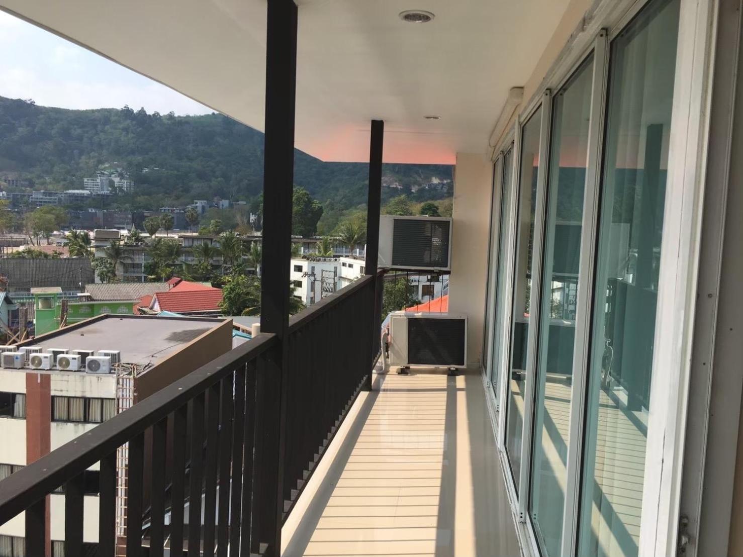 Blueskyhouse Patong酒店 外观 照片