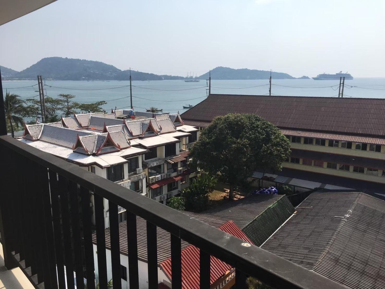 Blueskyhouse Patong酒店 外观 照片